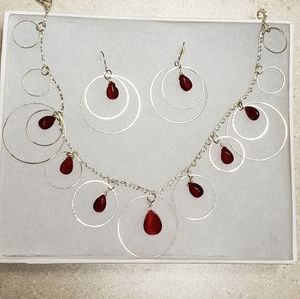 Necklace and earring set